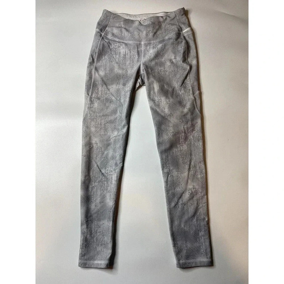 Calia By Carrie Underwood Gray White Printed 7/8 Leggings Womens Size Small - Picture 2 of 9